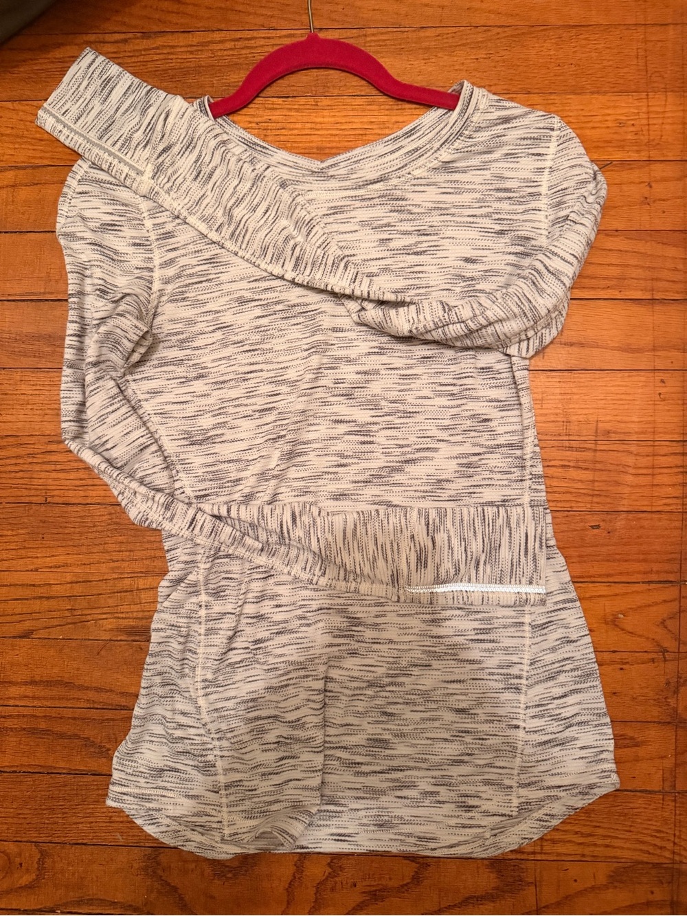 lululemon athletica Heathered Light Gray Striped Pullover.. perfect for runners.
